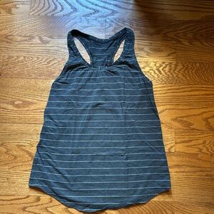 EUC - Lululemon tank. Size small.